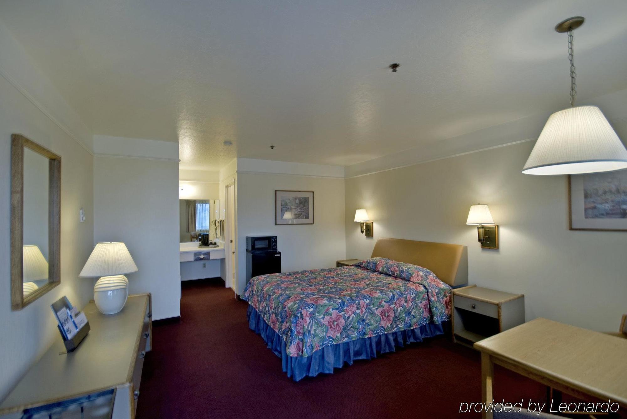 Seabird Lodge פורט בראג חדר תמונה
