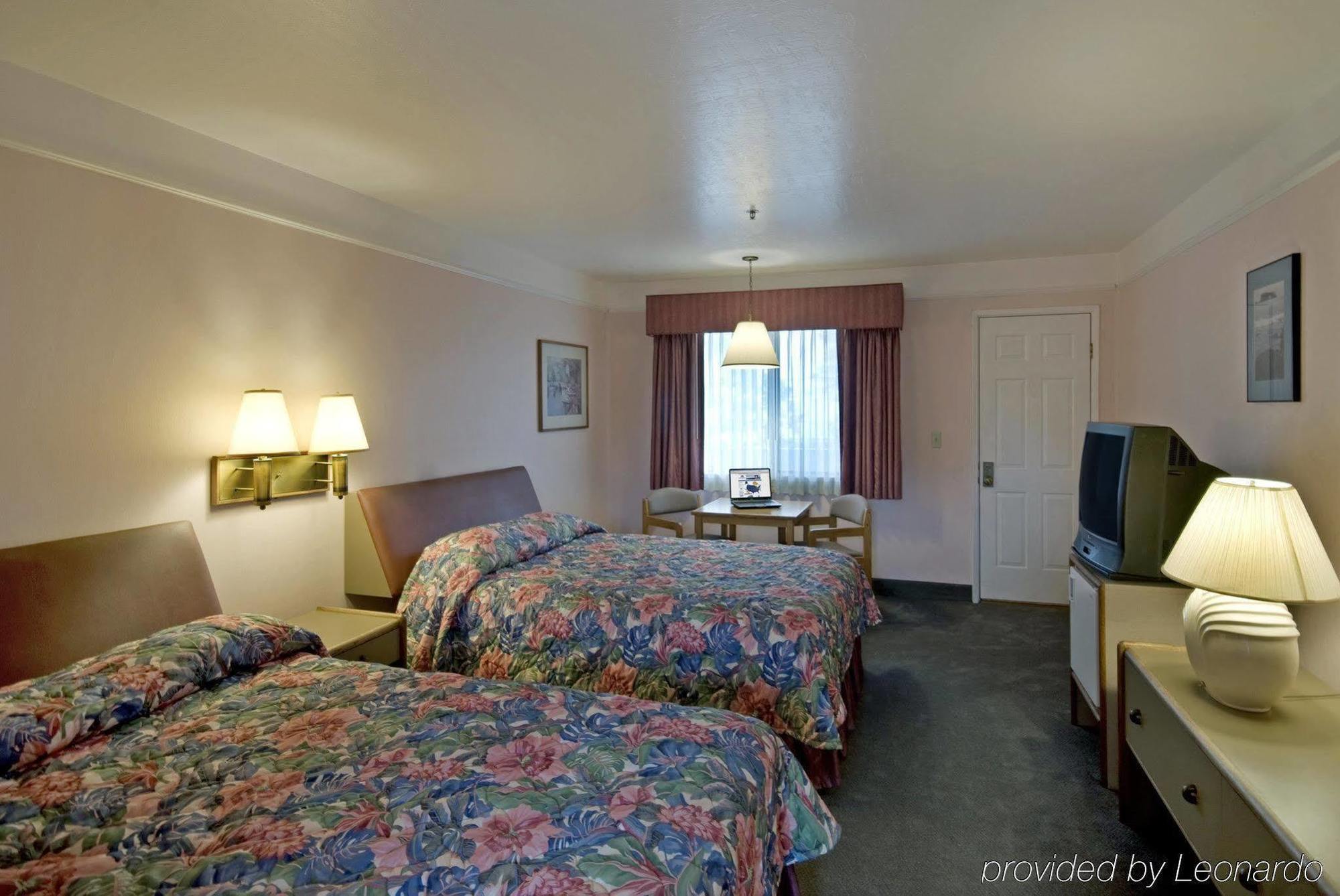 Seabird Lodge פורט בראג חדר תמונה